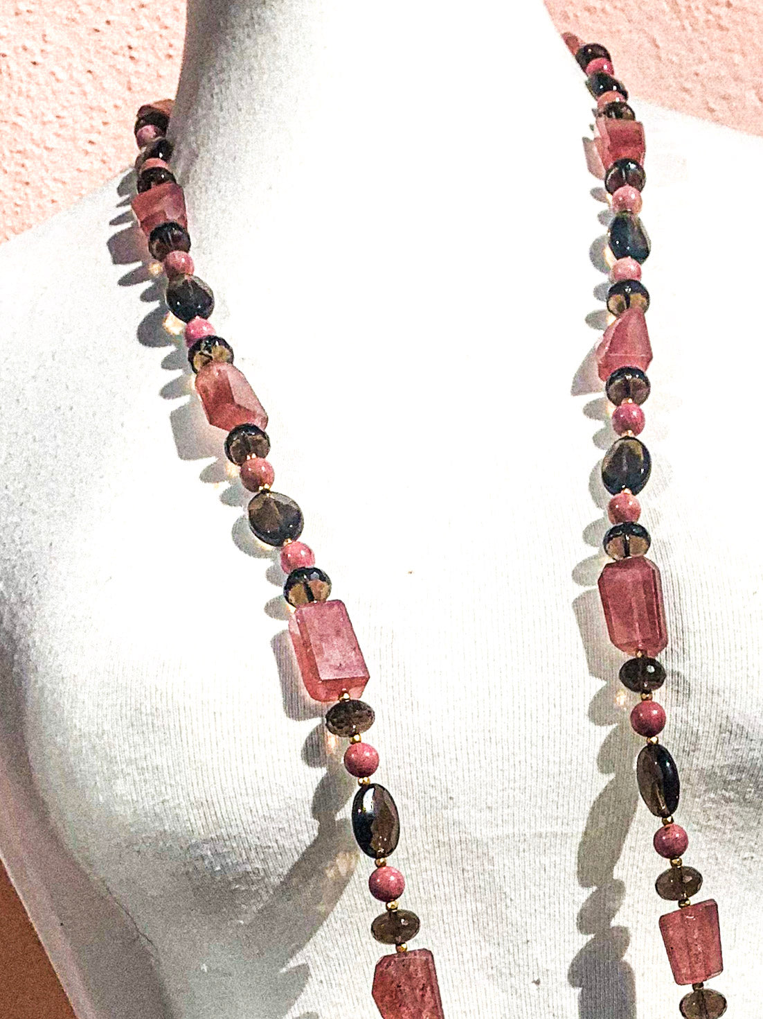 HAUTE : Strawberry Quartz, Smoky Quartz, CZ & Matt Gold Glass Necklace / H27
