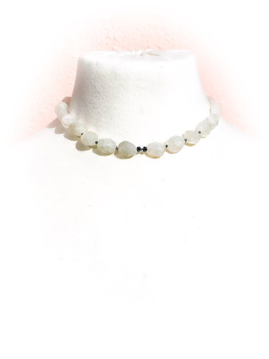HAUTE ; Moonstone & Hematite Necklace / H40