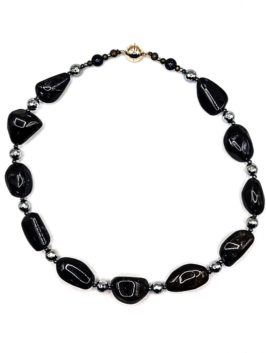 HAUTE : Iolite and Hematite Necklace / H33